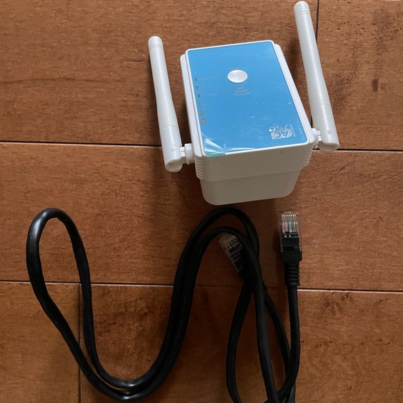 AP / Repeater /Router - Picture 2 of 6